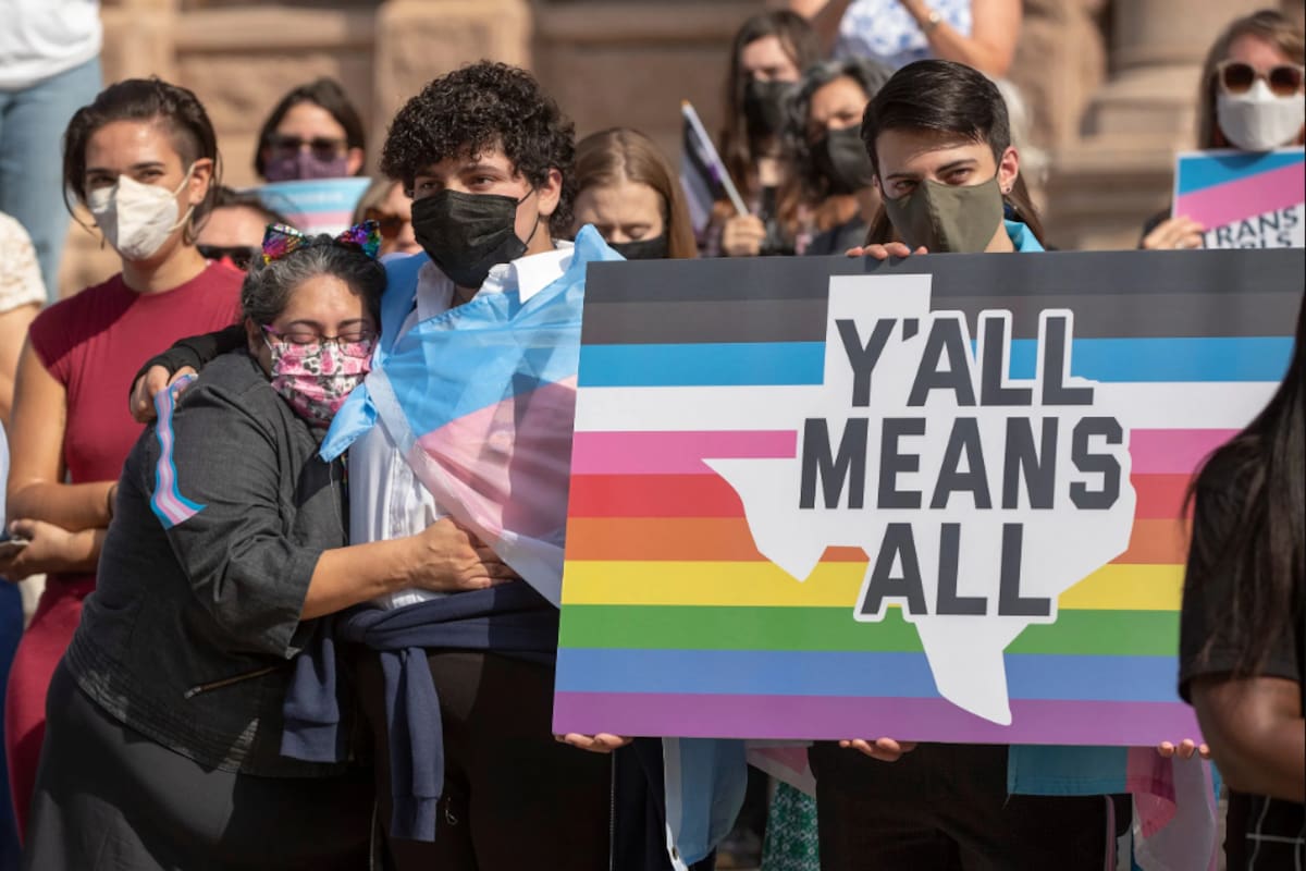 Texas exige a ciudadanos transgénero cambiar identificación con género asignado al nacer