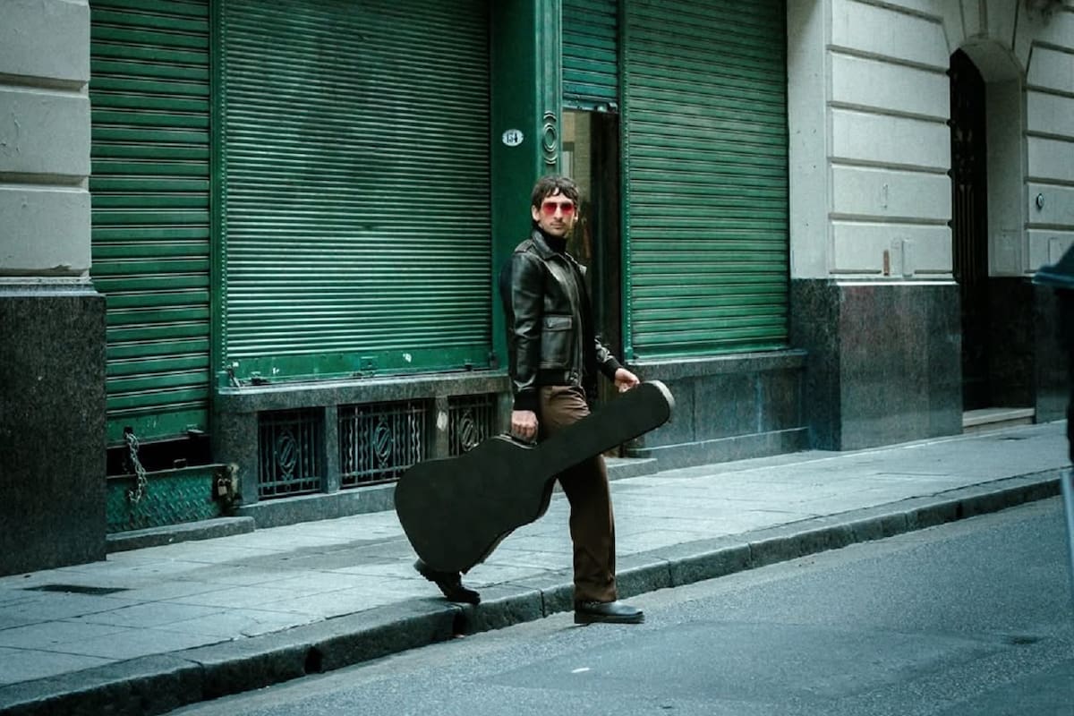 Lobel, en vivo y sin secuencias