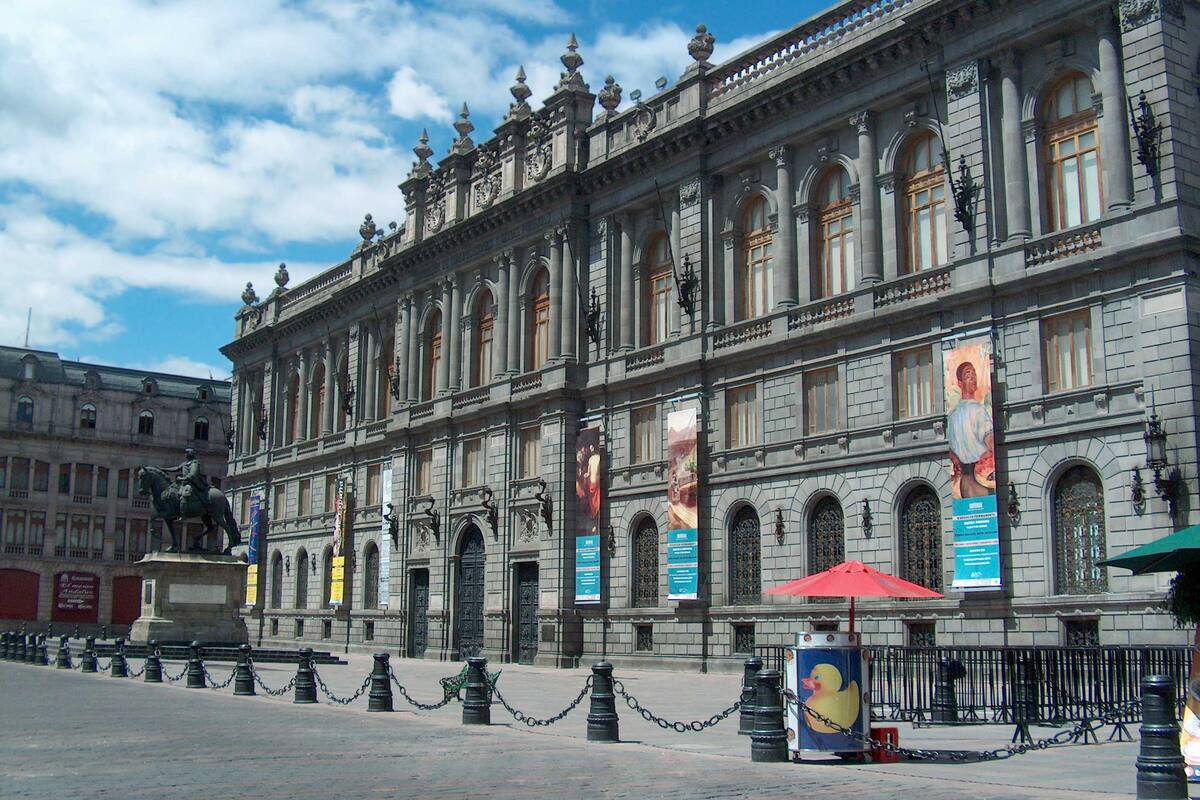 Cierran Munal para desinfección por caso sospechoso de Covid-19