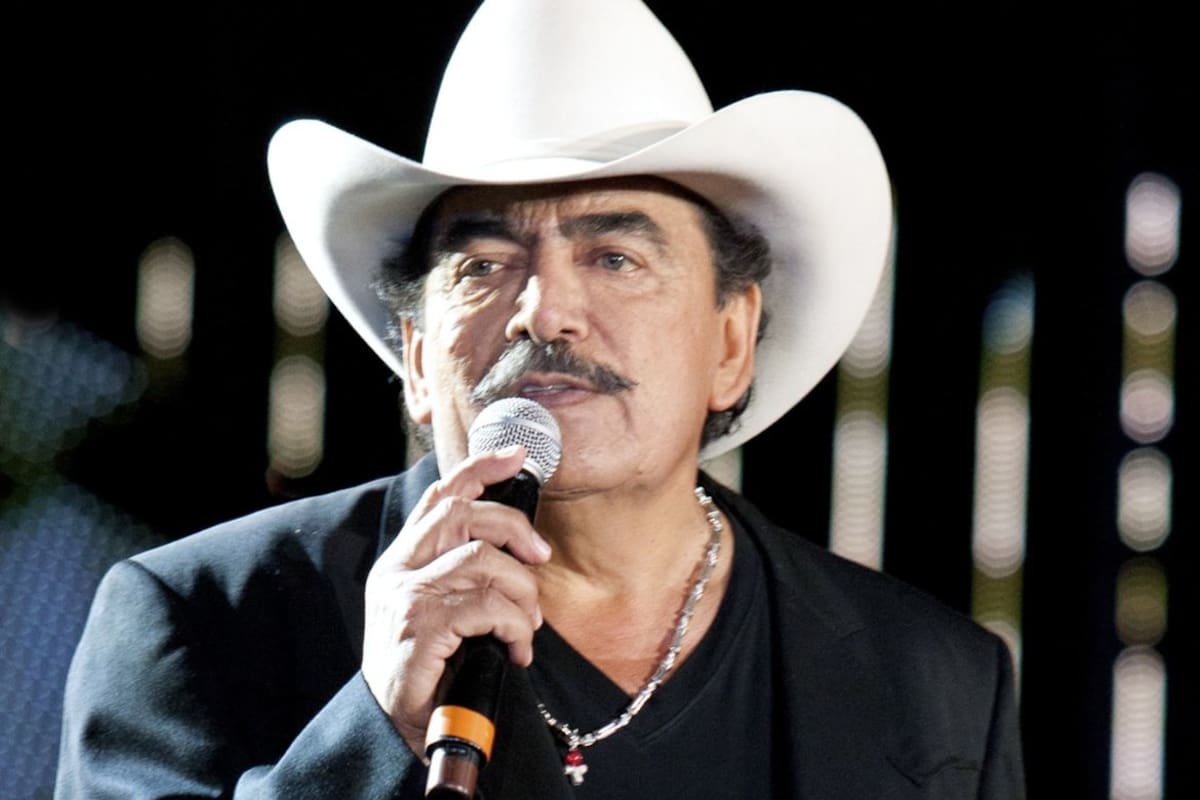 La tragedia que inspiró “Un millón de primaveras”: el dolor por una pérdida familiar llevó a Joan Sebastian a escribir la canción que Vicente Fernández convirtió en un éxito