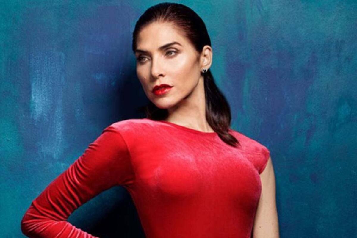 Posa semidesnuda y sin filtros la actriz Lorena Meritano