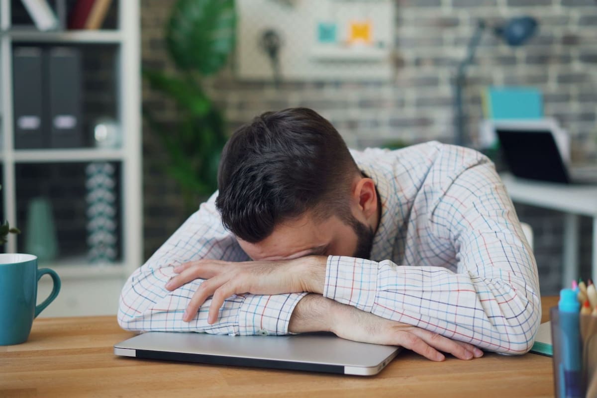 México se convierte en el tercer país con más estrés laboral del mundo al afectar el ‘burnout’ al 62% de los trabajadores, un problema severo que alcanza al 71% del sector de 35 a 44 años