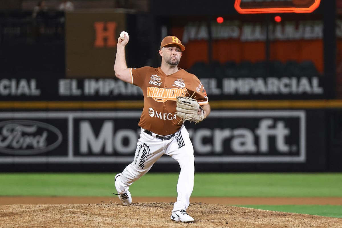 Naranjeros van por el título 18
