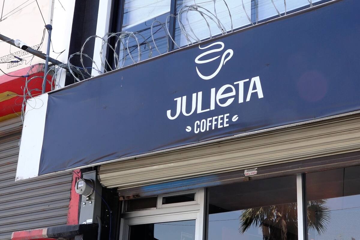 Estudiantes buscan rescatar cafetería