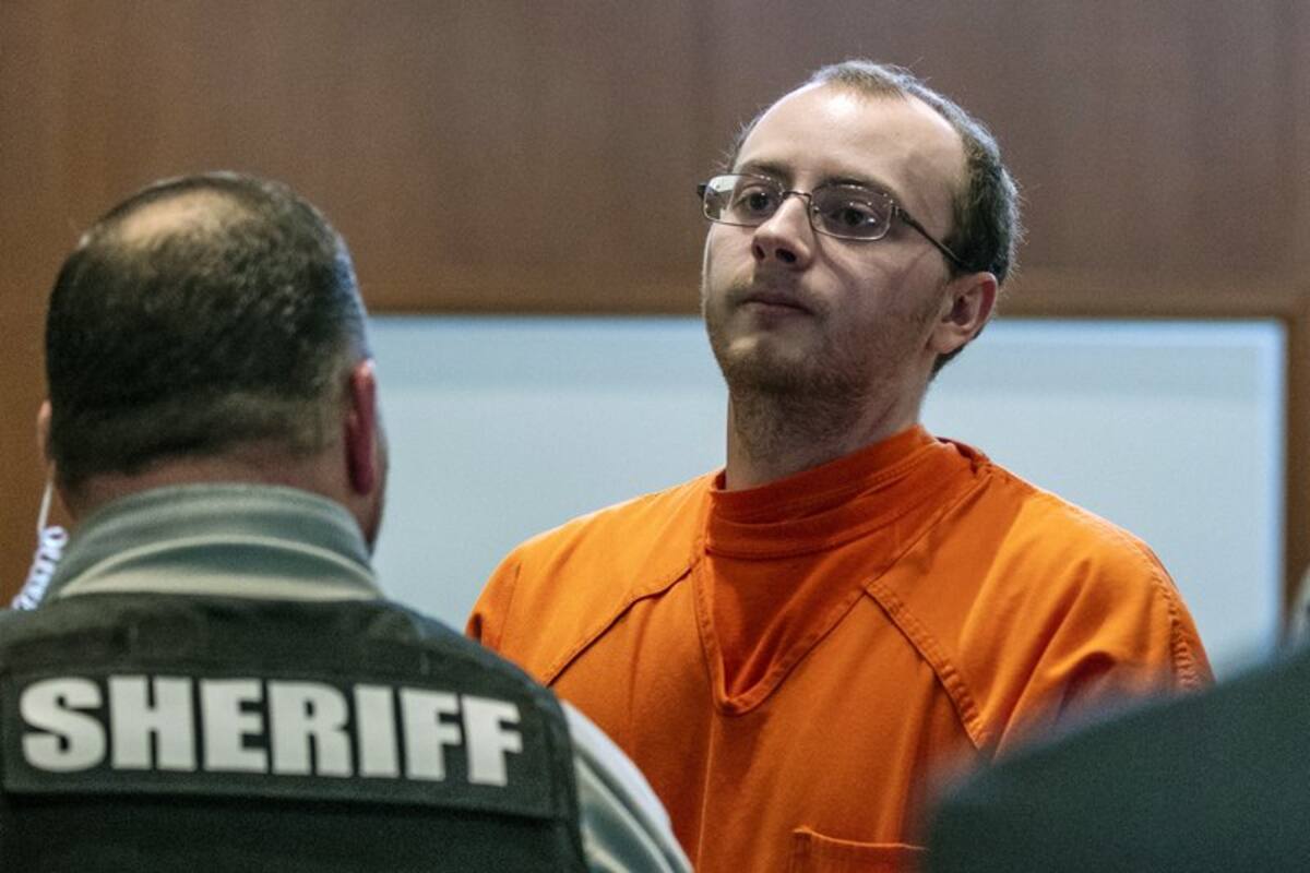 Joven admite haber secuestrado a adolescente y matado a sus padres