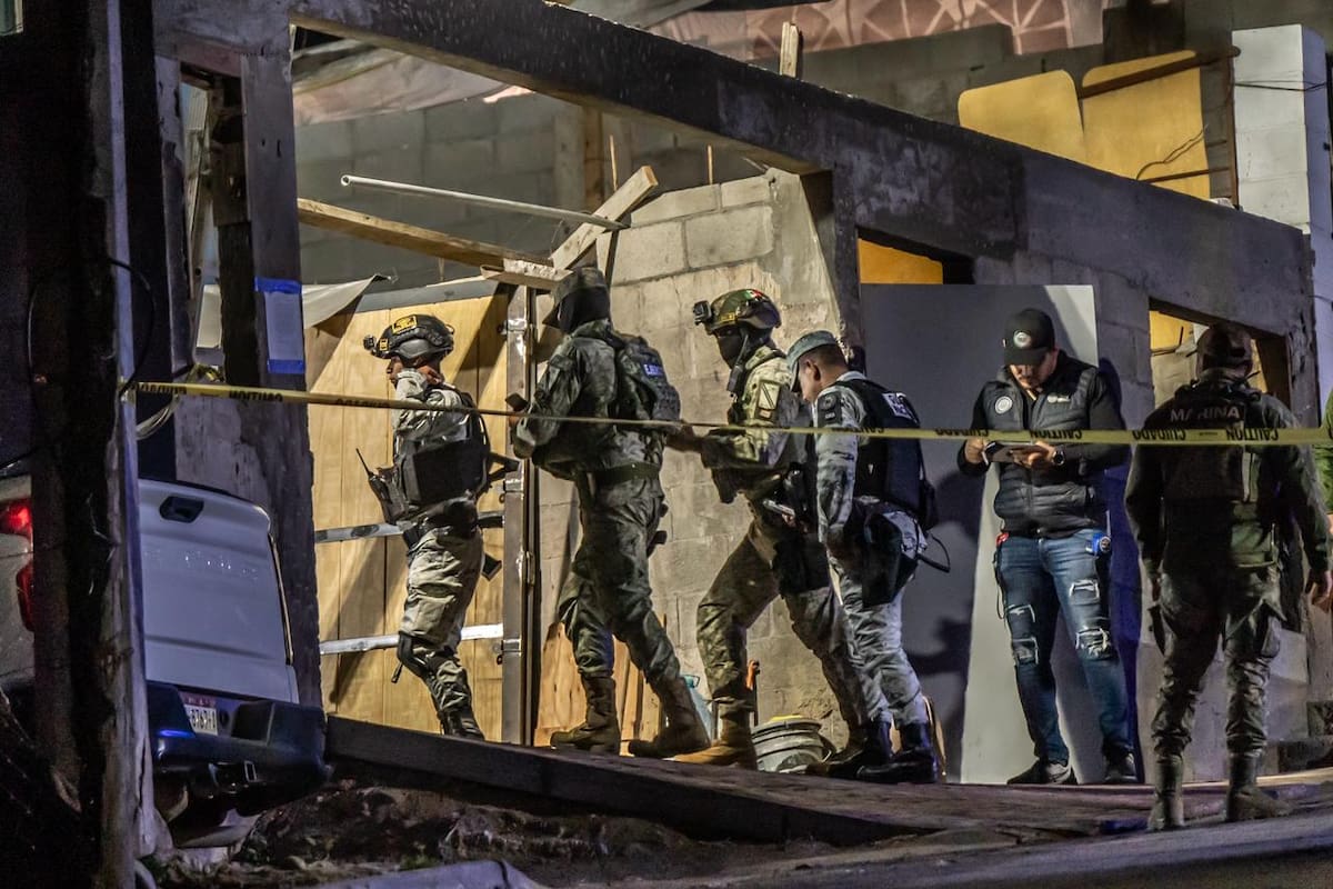 Descubren laboratorio de metanfetamina entre viviendas en Lagunitas