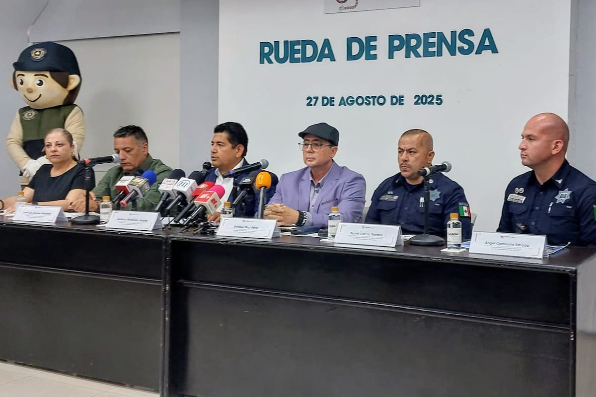 Operativo especial en Tijuana busca evitar caos vial y sancionar doble fila