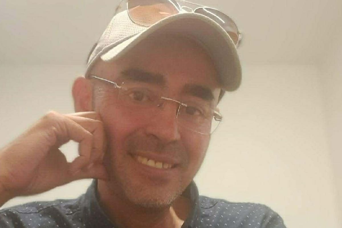 Buscan a Carlos Fernando Núnez, salió de su casa en la madrugada y requiere medicamentos