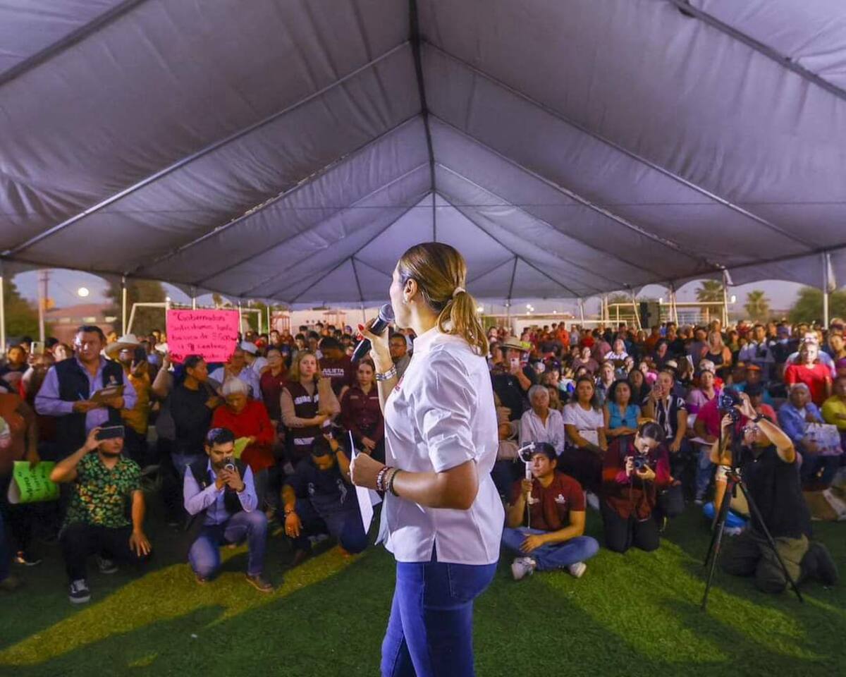 Los residentes y vecinos expresaron sus principales necesidades ante la gobernadora Marina del Pilar, algunas de estas relacionadas con temas de la salud, seguridad, vivienda y educación, las cuales fueron atendidas y canalizadas ante la dependencia correspondiente para su seguimiento. Foto: Cortesía