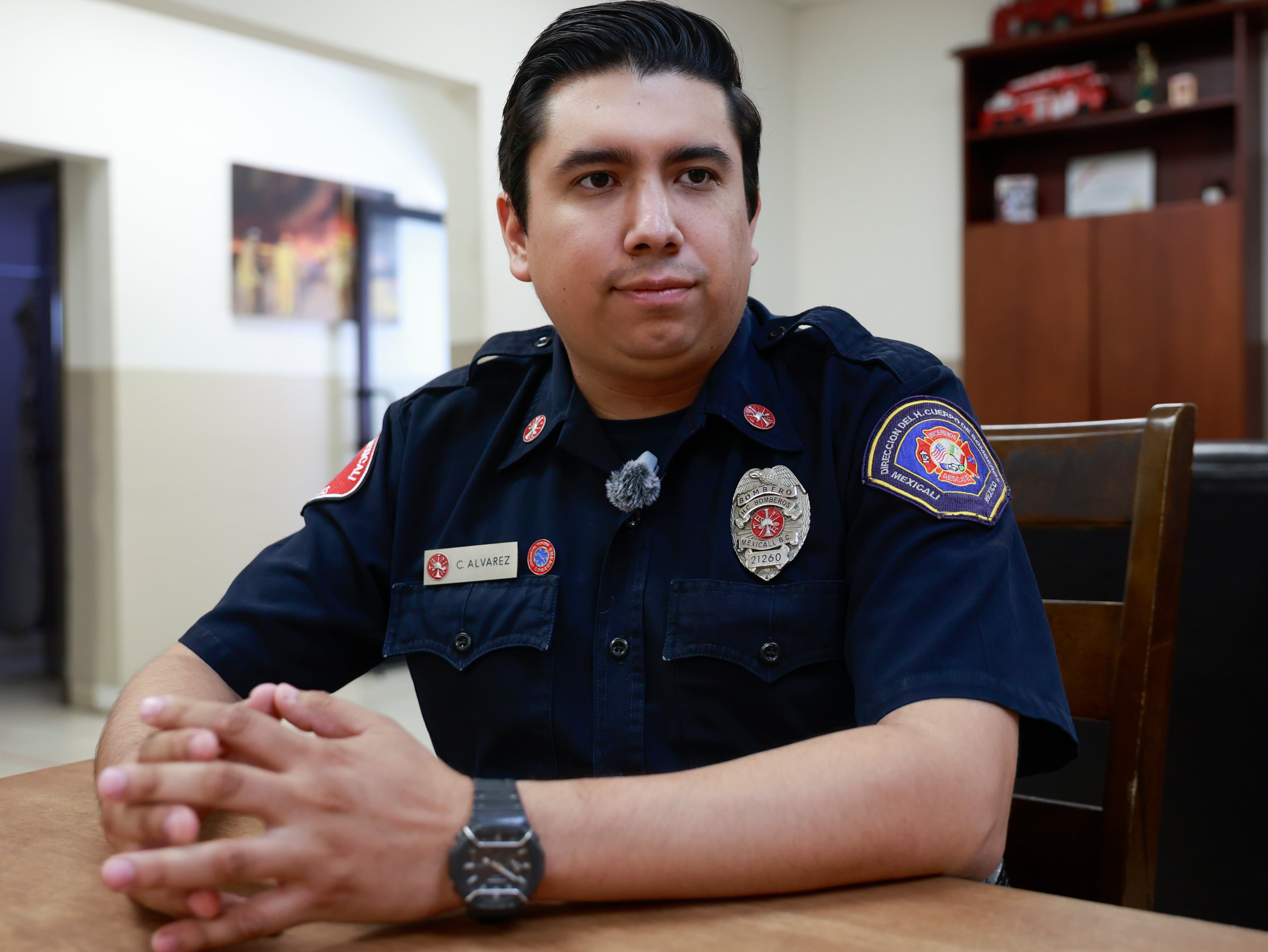 Bomberos y personal de atención médica prehospitalaria intervienen en emergencias relacionadas con intoxicaciones, donde una valoración rápida puede ser determinante para estabilizar al paciente. Foto: Cortesía / Juan J Morales