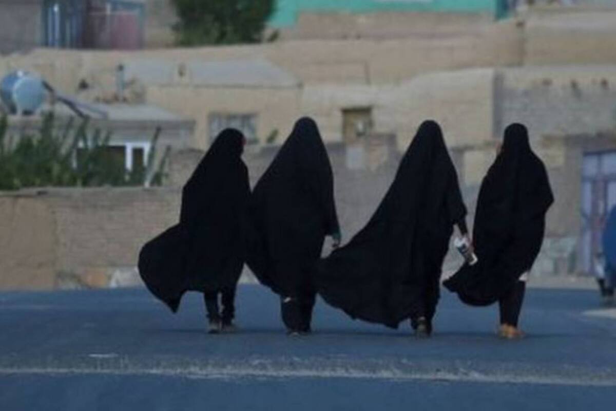 ONU condena veto talibán que prohíbe a mujeres afganas trabajar en ONG