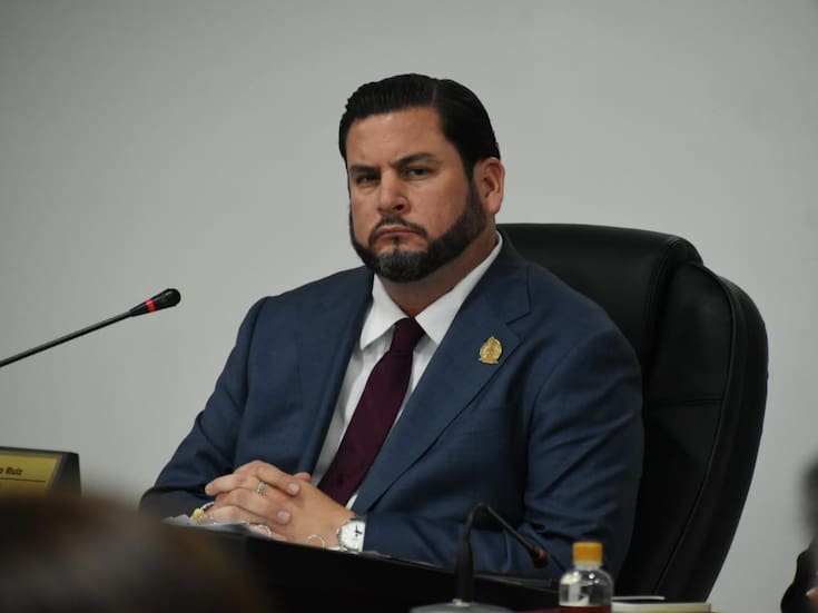 Presenta alcalde informe ante Cabildo