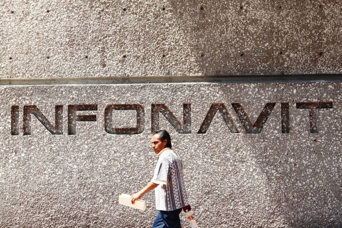 Infonavit realiza trámites presenciales y en Internet por Covid-19