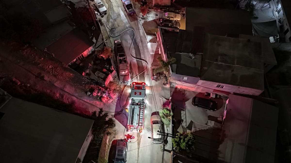 Las viviendas presentaron daños totales tras el incendio. Foto: Border Zoom