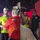 VIDEO: Aficionado de Países Bajos golpeó a un mexicano por rociarlo con espuma en Monterrey