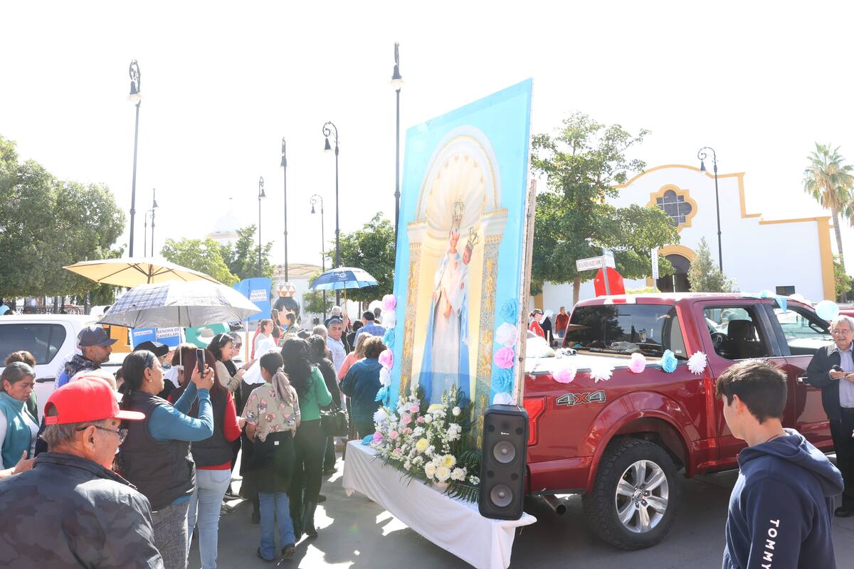 Hermosillo: Sale a “pasear” la Virgen de la Candelaria en la tradicional procesión de Villa de Seris