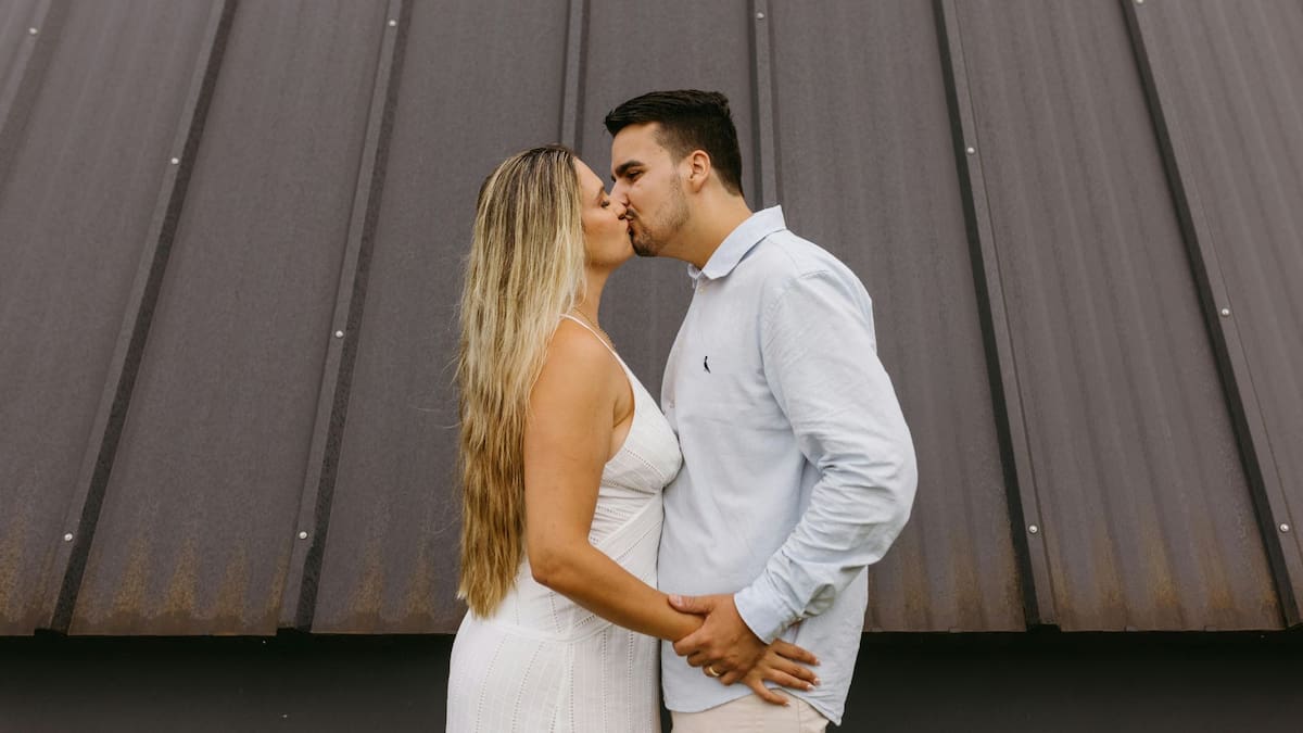 Los besos surgieron millones de años antes de los humanos, según estudio | Foto: canva