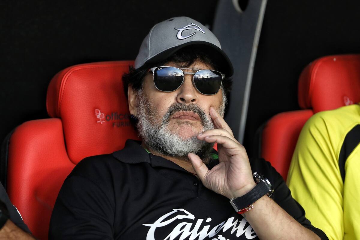 Ve Diego Armando Maradona a Argentina sin prestigio