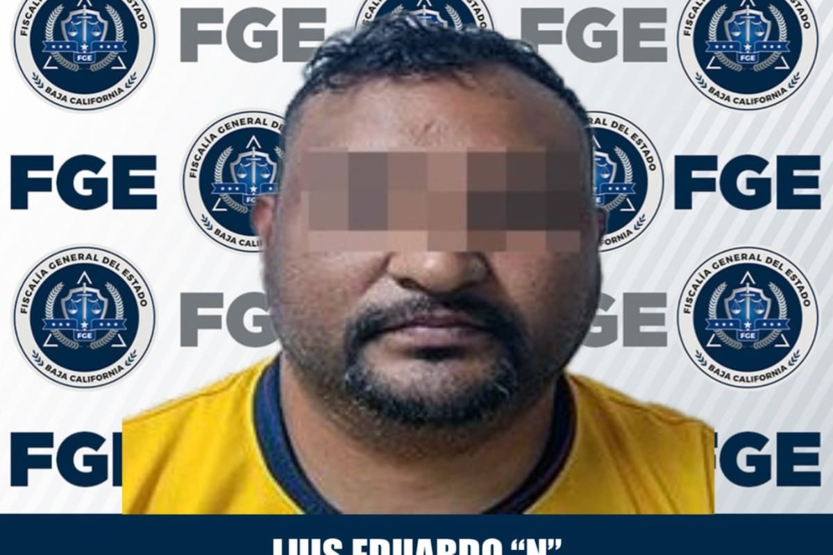 Pide taxi y termina secuestrada; obligan a víctima a dar claves bancarias