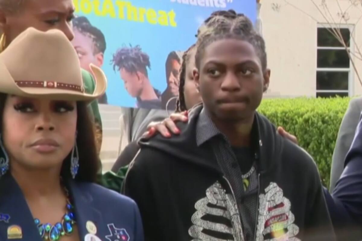 Suspenden a estudiante negro en Texas por llevar rastas