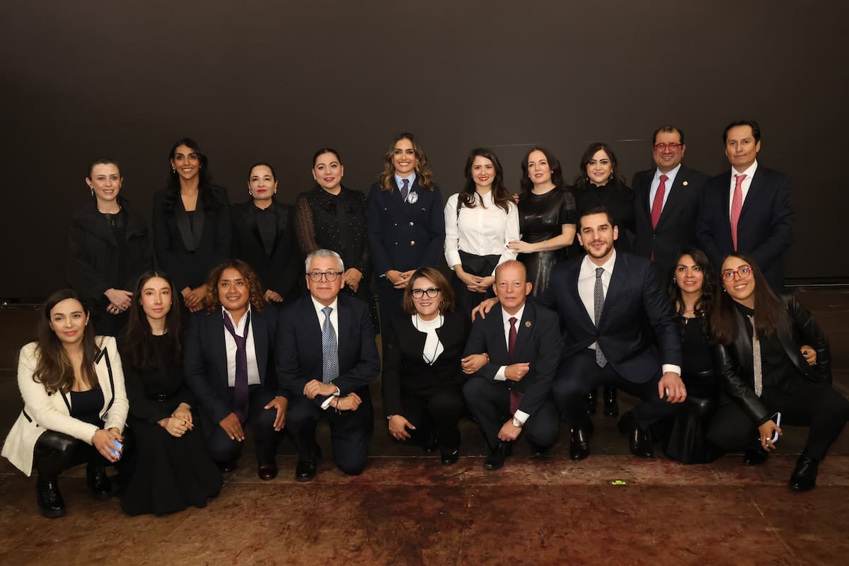 Primer Informe de Alessandra Rojo de la Vega.