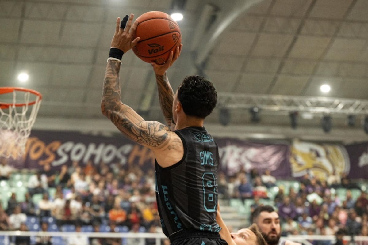 Soles asegura liderato en la LNBP