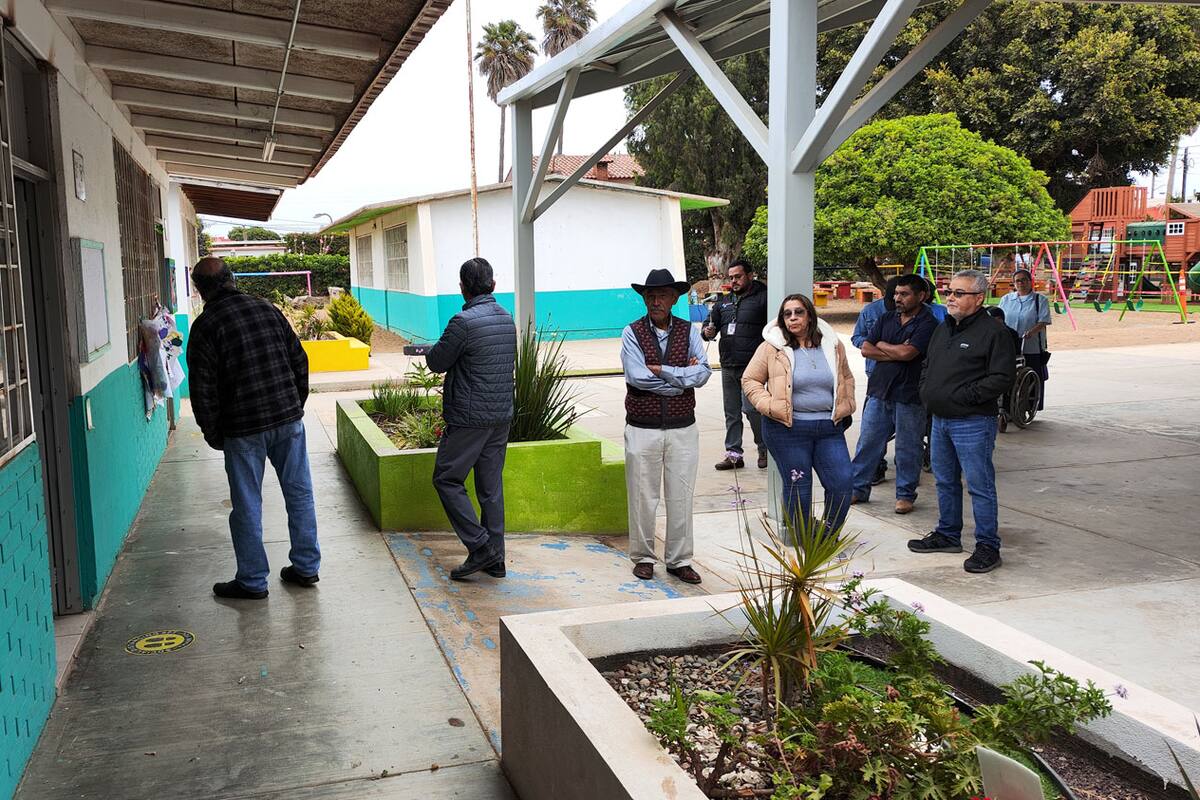 Casillas en San Quintín están abriendo tarde