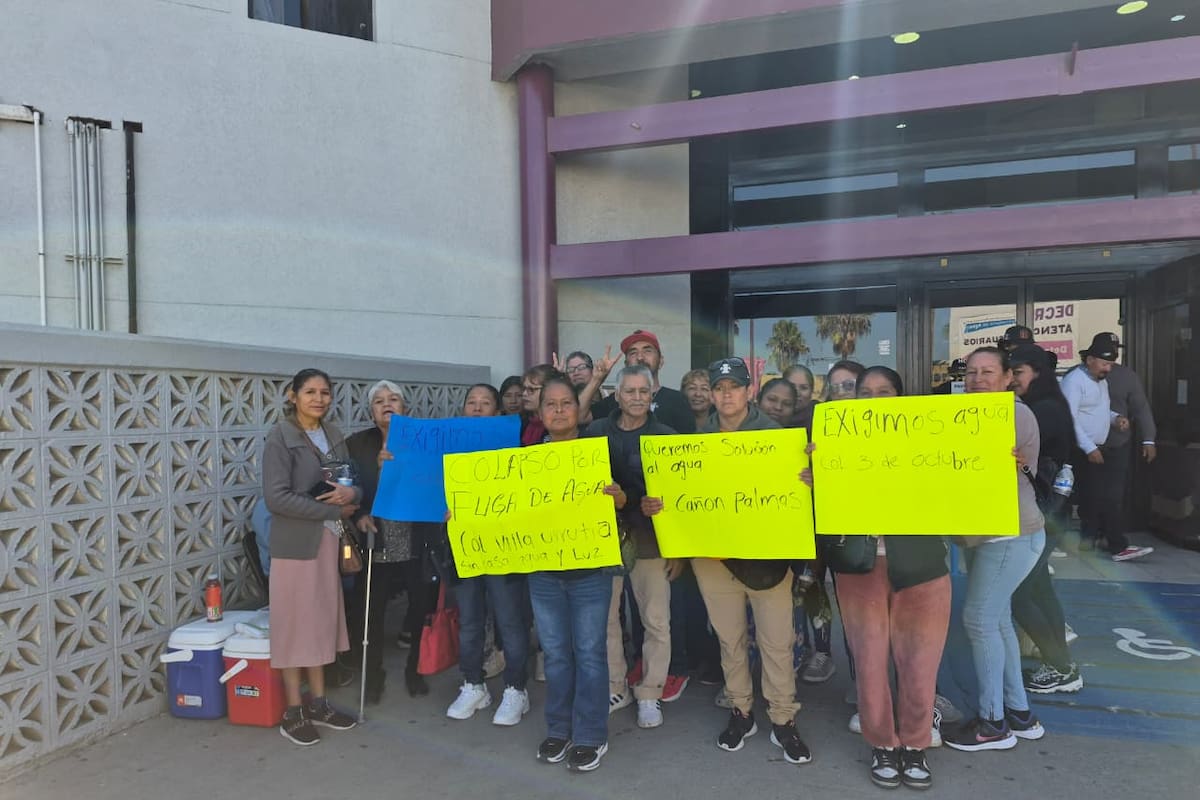 Vecinos de la colonia 3 de Octubre piden restablecer agua y electricidad