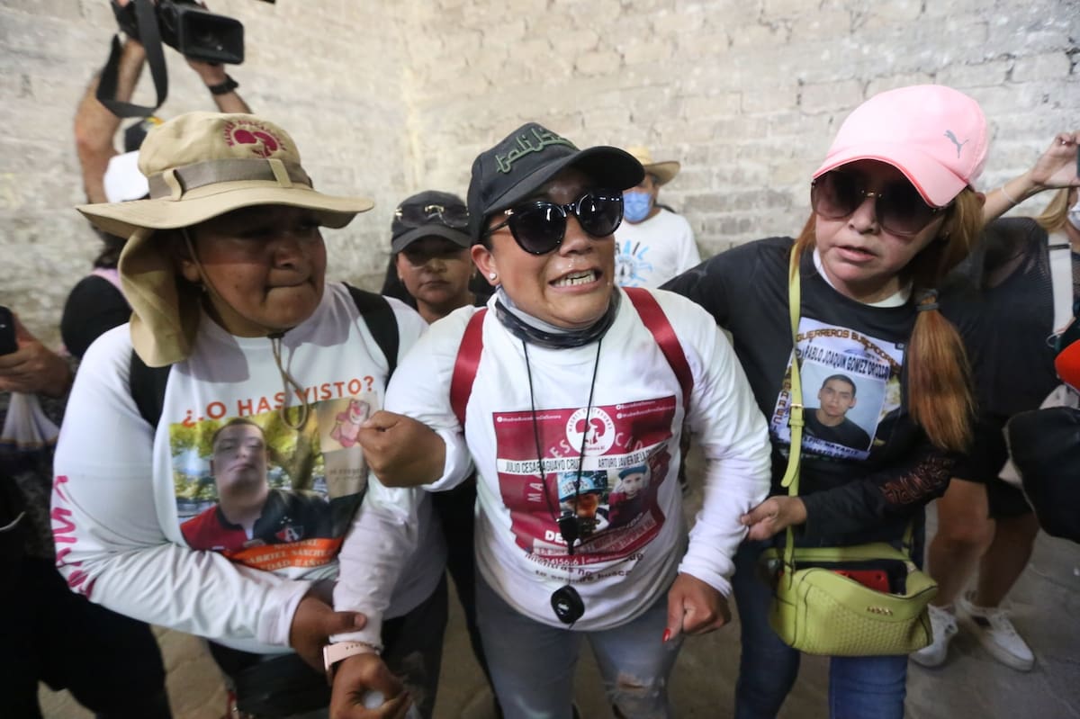 Colectivos mostraron descontento a la invitación de FGR y Fiscalía de Jalisco a medios, organizaciones y colectivos a Teuchitlán. FOTO: AGENCIA REFORMA
