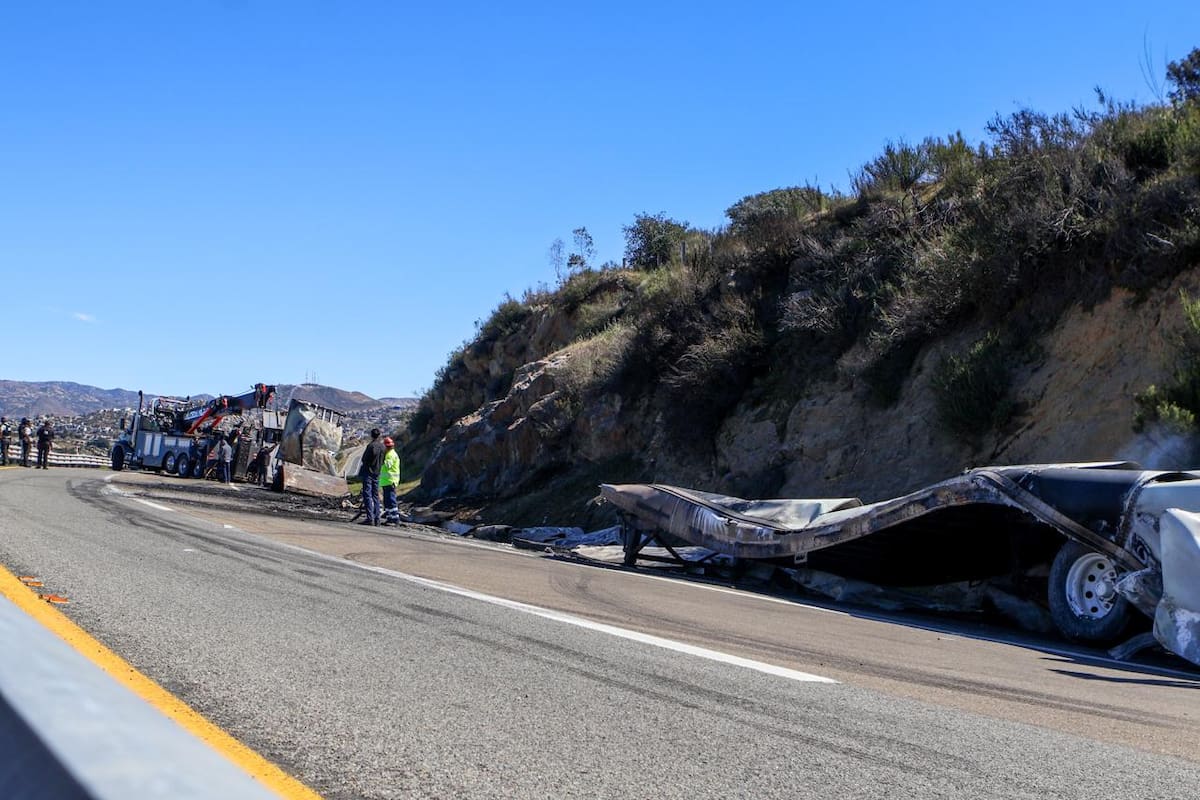 Canacar llama a evitar tránsito de mercancías este domingo en Tijuana y BC