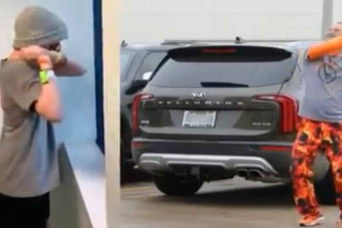 Anima a su hijo con cáncer con divertidos bailes desde el estacionamiento