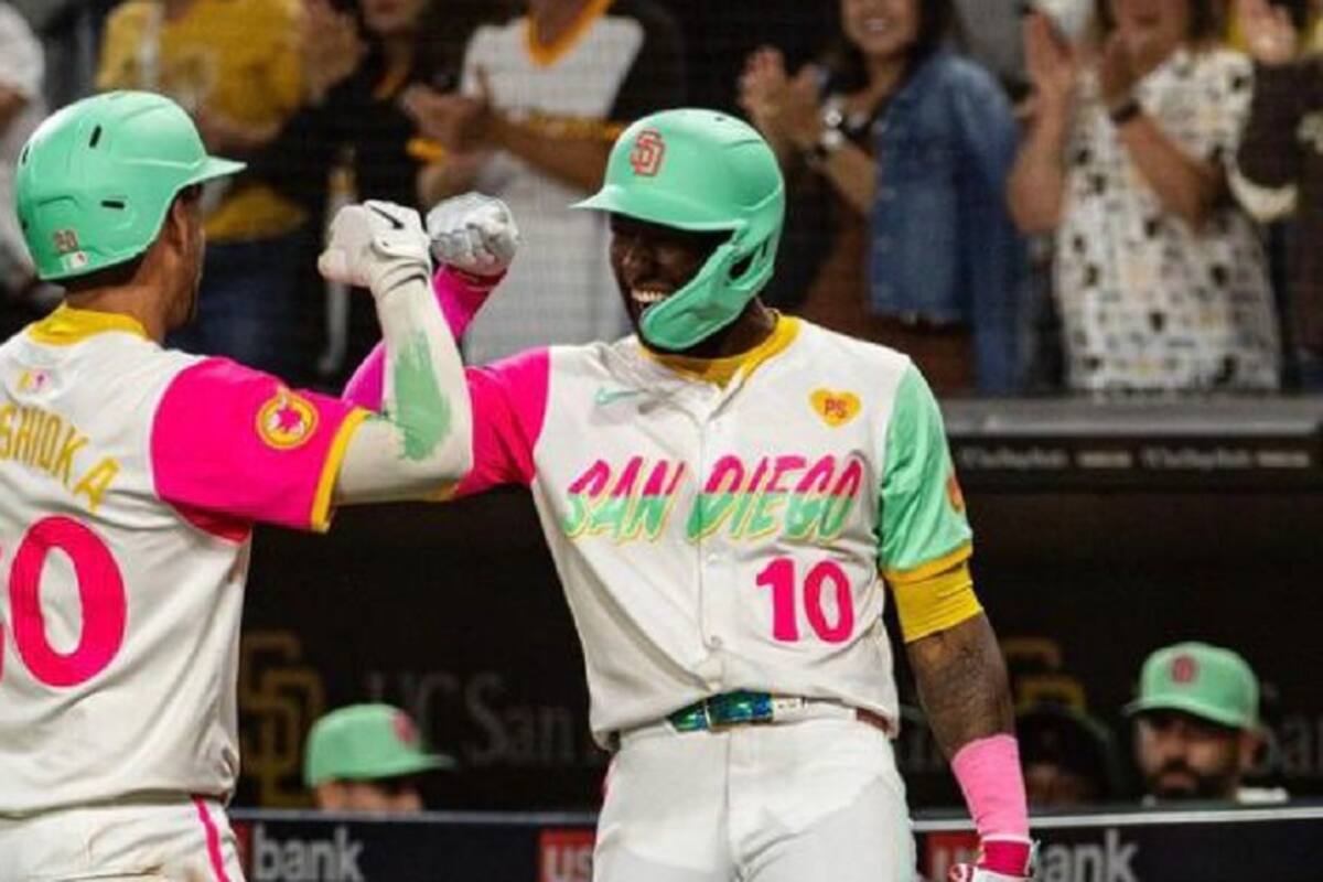 Padres gana juego de volteretas ante Dbacks en Petco Park
