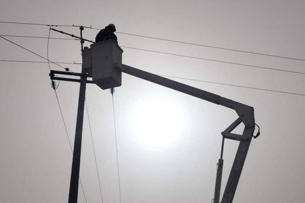 Restablece CFE suministro eléctrico a usuarios afectados por fuertes vientos
