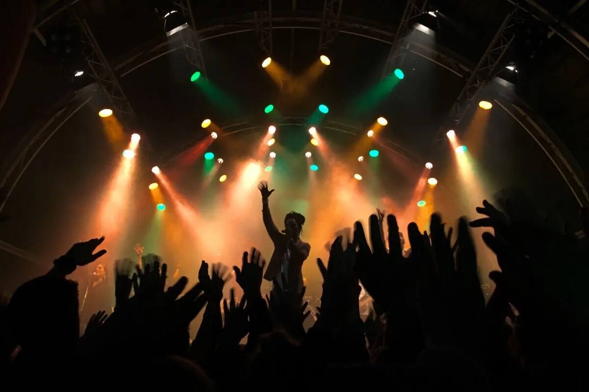Compra boleto a concierto por “mil pesos” y termina pagando más de 20 mil: “Era en dólares”