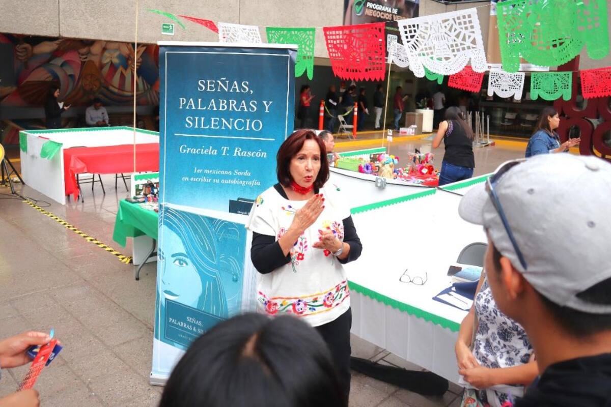 Realizan en Palacio Municipal de Tijuana Expo Sordos 2022