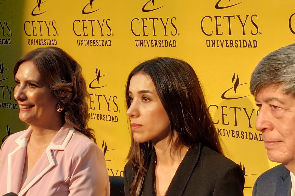 Comparte activista Nadia Murad mensaje de empoderamiento y amor