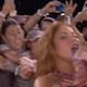 Shakira vive un jalón de cabello en pleno concierto y así lo manejó