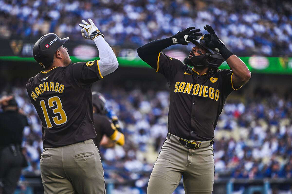 ¡No metieron ni las manos! Padres aplastan 10-2 a los Dodgers y se llevan el Juego 2 de la Serie