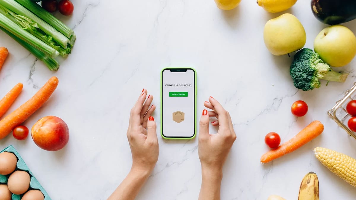 Comprar despensa por internet en México crece en 2026 por ahorro de tiempo, promociones digitales y entregas rápidas, aunque persiste la desconfianza en productos frescos