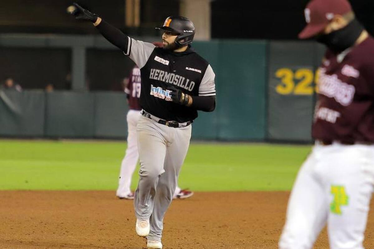 ¡Leñazo decisivo! Un jonrón de Julián León le da a Naranjeros el triunfo sobre los Tomateros