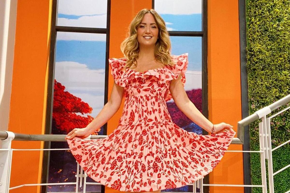 Andrea Legarreta comparte emotiva fotografía de su infancia