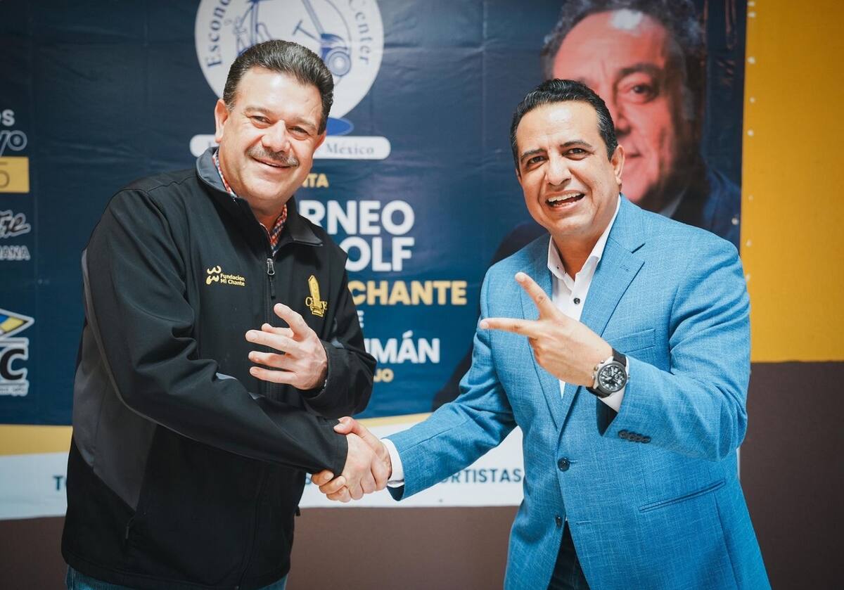 Abelardo Peña, presidente de Fundación Mi Chante y Jorge García, director general de Command Center. Foto: Cortesía