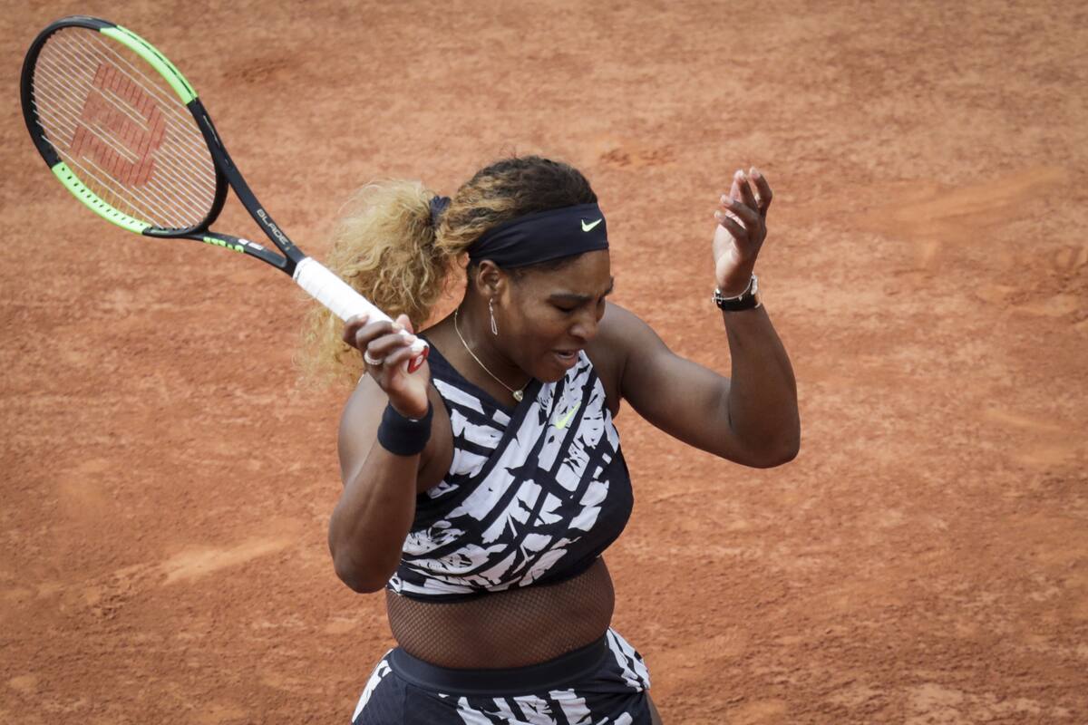 Serena Williams se luce hasta en su outfit en Roland Garros