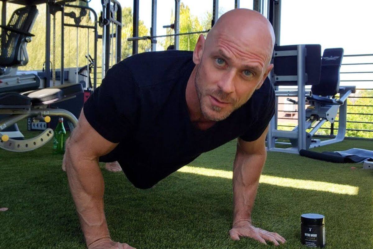 ¿Qué haces mal con tu pareja como hombre? Legendaria estrella para adultos tiene la respuesta