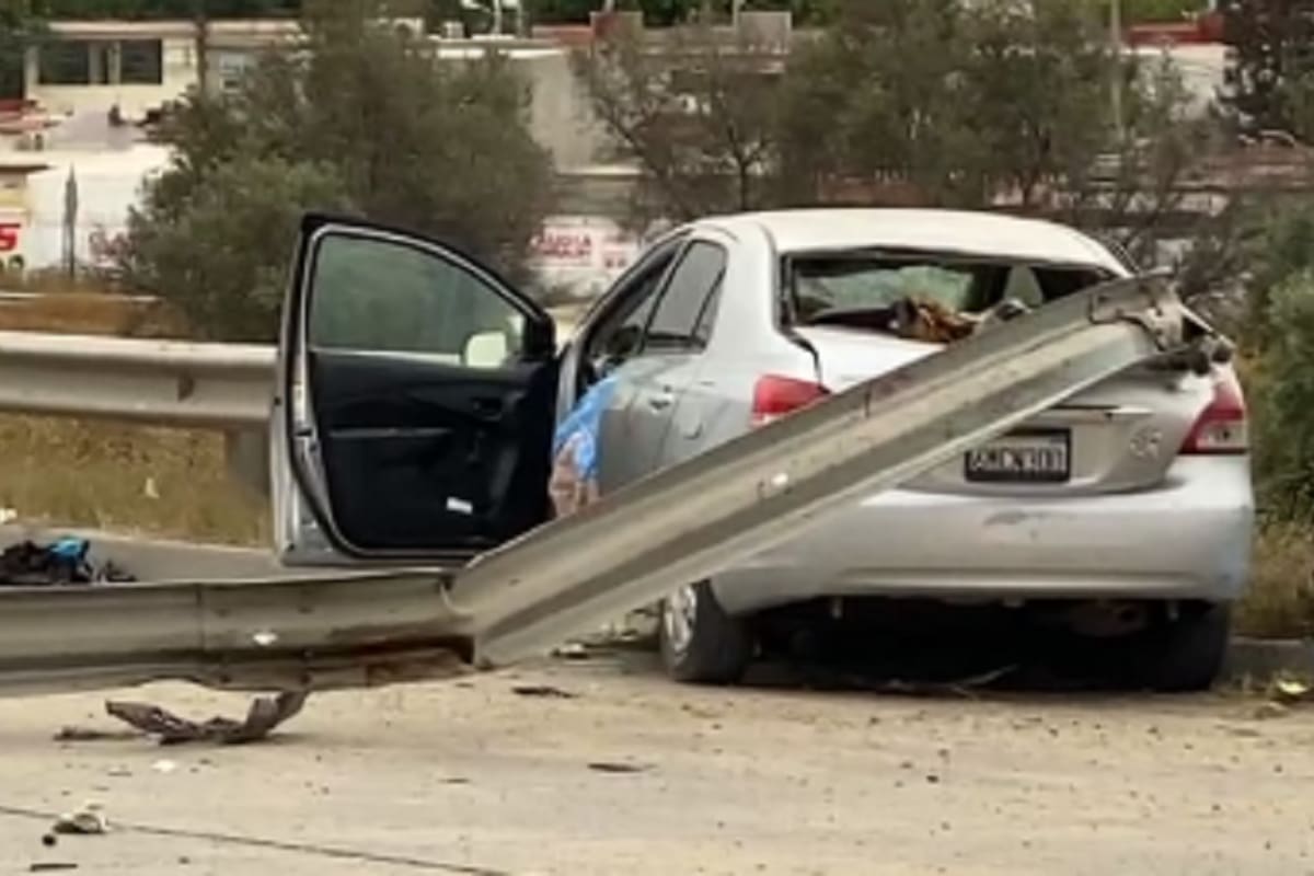 Registran accidente vehicular en bulevar 2000