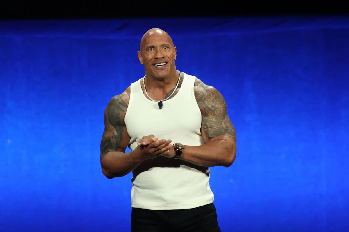 Además de su carrera en el cine, Dwayne Johnson ha diversificado sus ingresos mediante diferentes iniciativas empresariales.