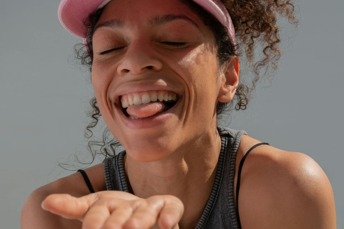 “Tener la lengua larga”: Conoce el origen y significado detrás de esta expresión