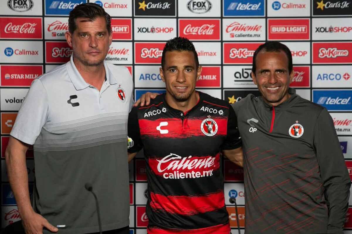 Sanvezzo quiere más la pelota