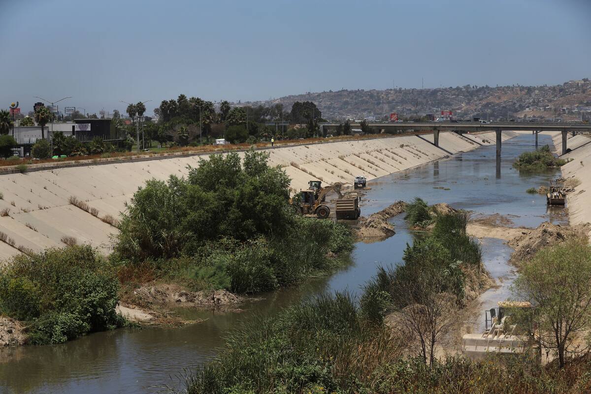 Avance de un 90% en limpieza de canalización del Río Tijuana
