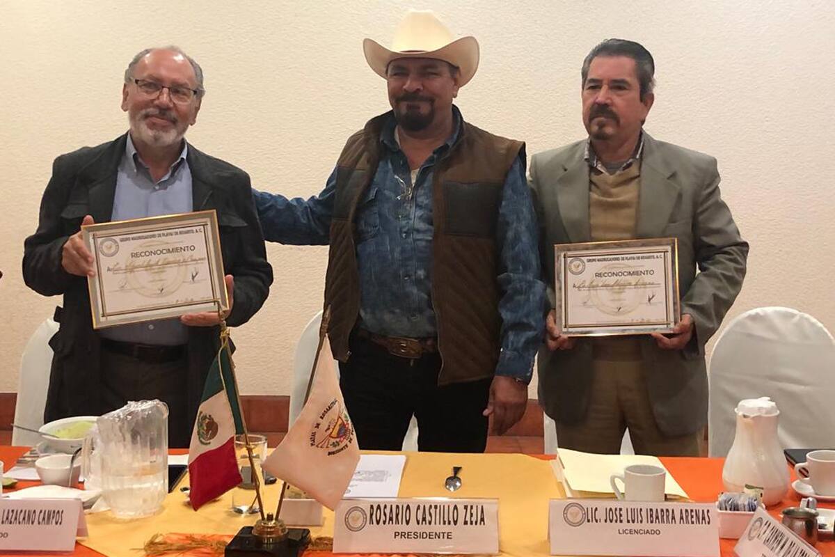 Madrugadores Rosarito reconoce a abogados que lograron reconocimiento de Santa Anita